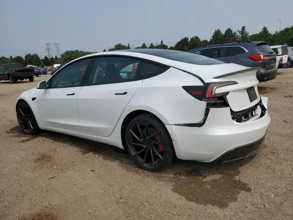 5YJ3E1ET0RF820925 2024 TESLA MODEL 3 - Image 2