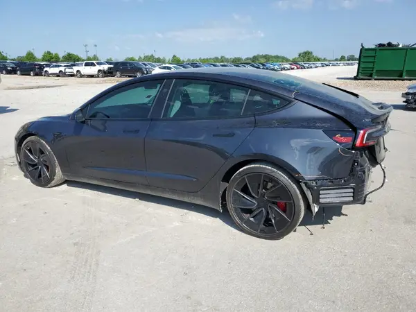 5YJ3E1ET0RF825803 2024 TESLA MODEL 3 - Image 2