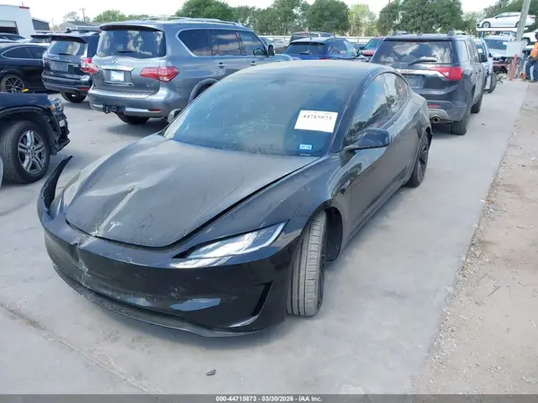 5YJ3E1ET0RF826630 2024 TESLA MODEL 3 - Image 2