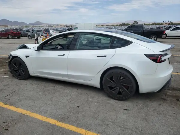 5YJ3E1ET0RF856212 2024 TESLA MODEL 3 - Image 2