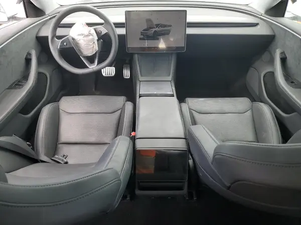 5YJ3E1ET0RF856212 2024 TESLA MODEL 3 - Image 8
