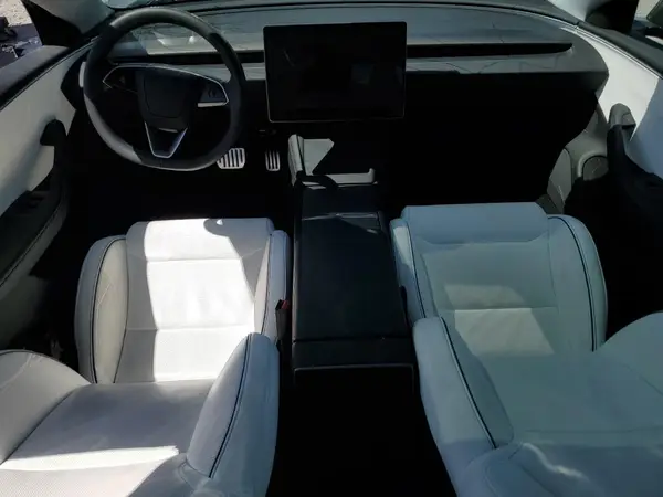 5YJ3E1ET0RF869607 2024 TESLA MODEL 3 - Image 8