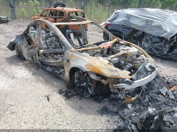 5YJ3E1ET0RF870515 2024 TESLA MODEL 3 - Image 1