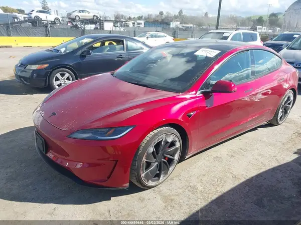5YJ3E1ET0RF880882 2024 TESLA MODEL 3 - Image 2