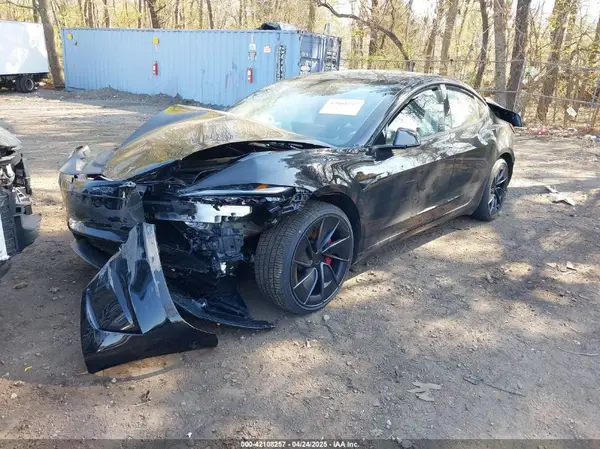 5YJ3E1ET0RF880929 2024 TESLA MODEL 3 - Image 2