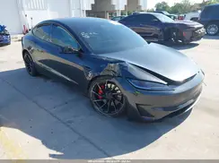5YJ3E1ET0RF900709 2024 TESLA MODEL 3
