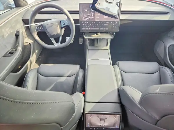 5YJ3E1ET0RF900774 2024 TESLA MODEL 3 - Image 8