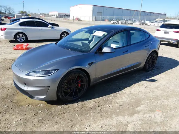 5YJ3E1ET0SF032720 2025 TESLA MODEL 3 - Image 2