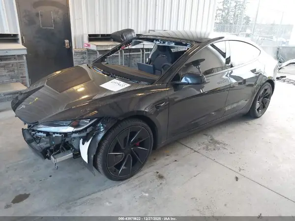 5YJ3E1ET0SF057813 2025 TESLA MODEL 3 - Image 2