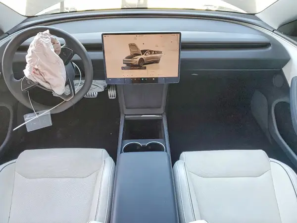 5YJ3E1ET0SF079973 2025 TESLA MODEL 3 - Image 8