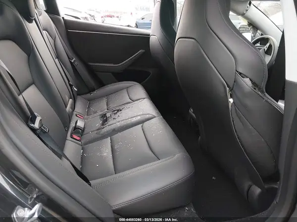 5YJ3E1ET0SF949592 2025 TESLA MODEL 3 - Image 8