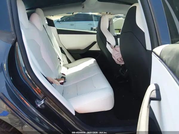 5YJ3E1ET0SF973262 2025 TESLA MODEL 3 - Image 8