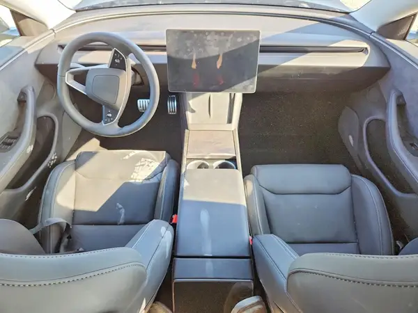 5YJ3E1ET0TF135461 2026 TESLA MODEL 3 - Image 8
