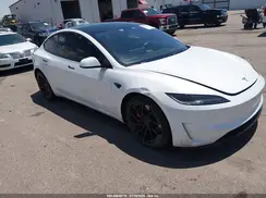 5YJ3E1ET1RF784730 2024 TESLA MODEL 3