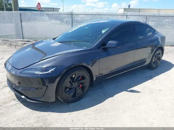 5YJ3E1ET1RF821629 2024 TESLA MODEL 3 - Image 2