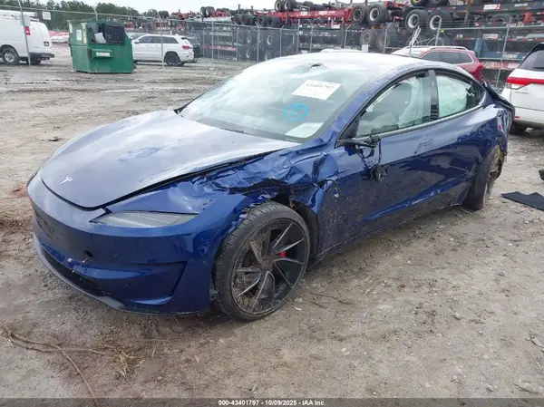 5YJ3E1ET1RF826393 2024 TESLA MODEL 3 - Image 2