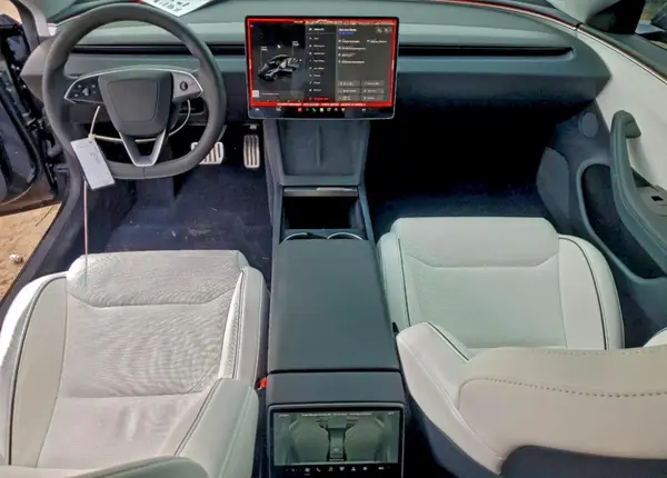 5YJ3E1ET1RF848880 2024 TESLA MODEL 3 - Image 8