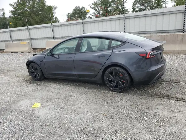 5YJ3E1ET1RF854601 2024 TESLA MODEL 3 - Image 2