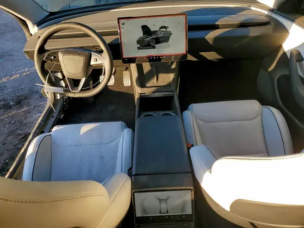 5YJ3E1ET1RF855019 2024 TESLA MODEL 3 - Image 8