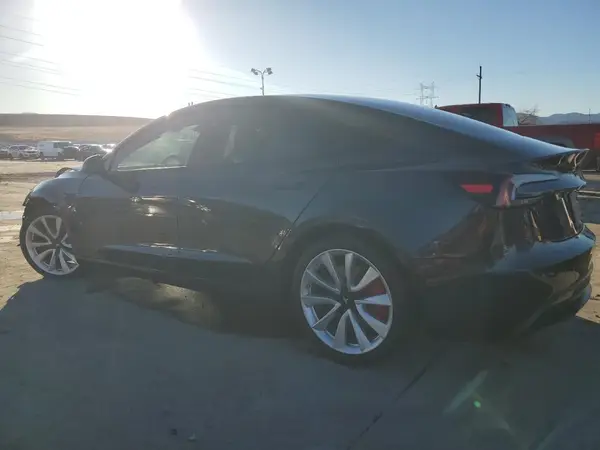 5YJ3E1ET1RF858874 2024 TESLA MODEL 3 - Image 2