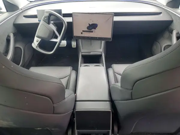 5YJ3E1ET1RF861208 2024 TESLA MODEL 3 - Image 8