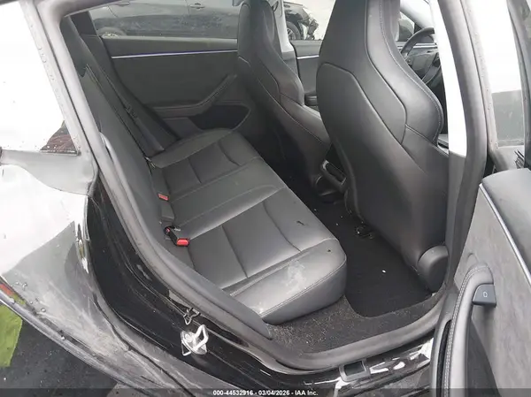 5YJ3E1ET1RF861421 2024 TESLA MODEL 3 - Image 8