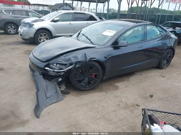 5YJ3E1ET1RF864206 2024 TESLA MODEL 3 - Image 2