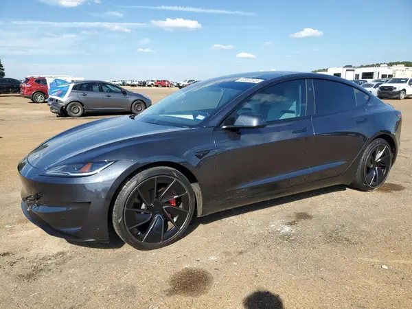 5YJ3E1ET1RF865338 2024 TESLA MODEL 3 - Image 1