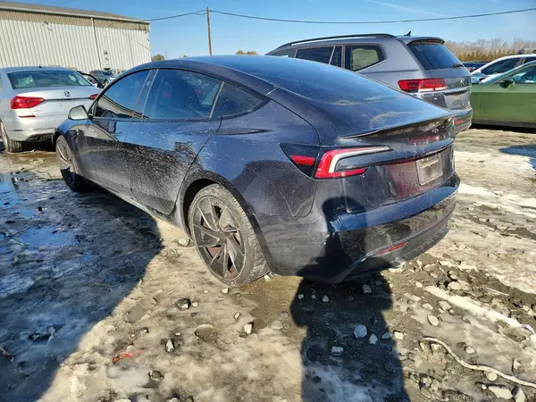 5YJ3E1ET1RF866568 2024 TESLA MODEL 3 - Image 2