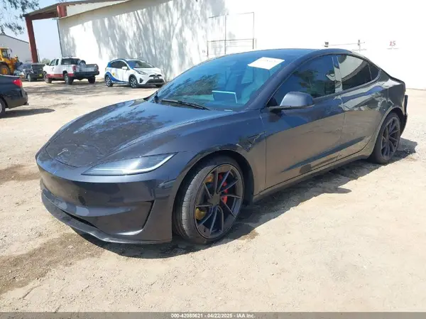 5YJ3E1ET1RF867803 2024 TESLA MODEL 3 - Image 2