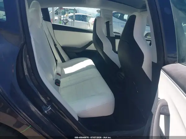 5YJ3E1ET1RF870166 2024 TESLA MODEL 3 - Image 8