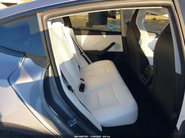 5YJ3E1ET1RF871916 2024 TESLA MODEL 3 - Image 8