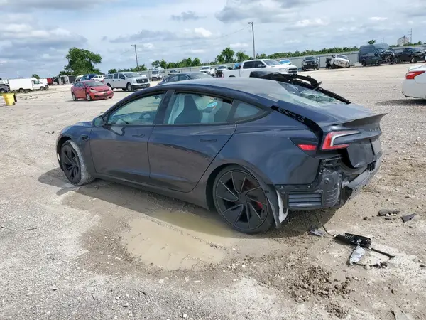 5YJ3E1ET1RF880776 2024 TESLA MODEL 3 - Image 2