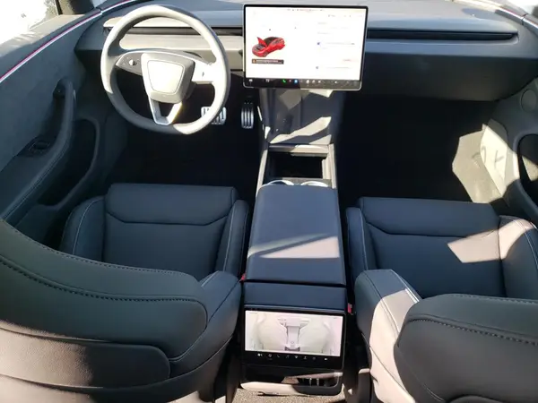 5YJ3E1ET1SF004652 2025 TESLA MODEL 3 - Image 8