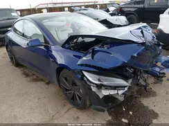 5YJ3E1ET1SF940027 2025 TESLA MODEL 3