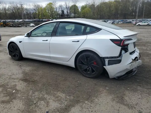 5YJ3E1ET1SF966501 2025 TESLA MODEL 3 - Image 2