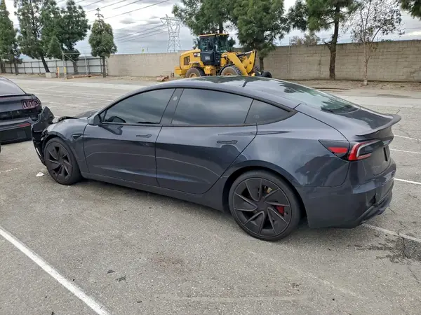 5YJ3E1ET1SF987588 2025 TESLA MODEL 3 - Image 2