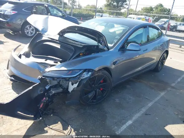 5YJ3E1ET1SF996369 2025 TESLA MODEL 3 - Image 2