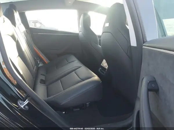 5YJ3E1ET1TF130768 2026 TESLA MODEL 3 - Image 8