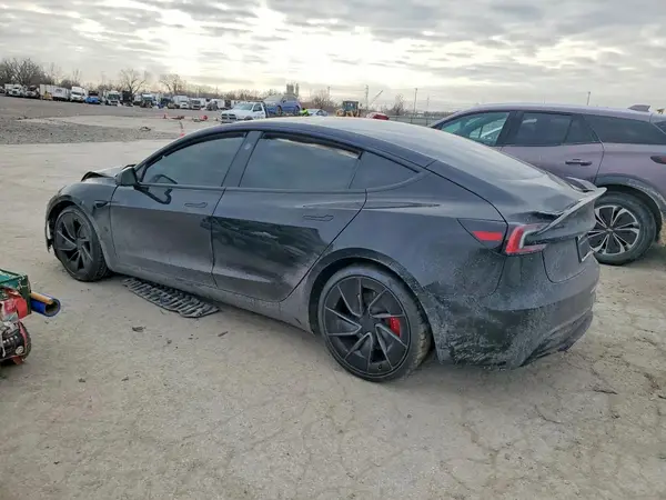 5YJ3E1ET1TF131158 2026 TESLA MODEL 3 - Image 2