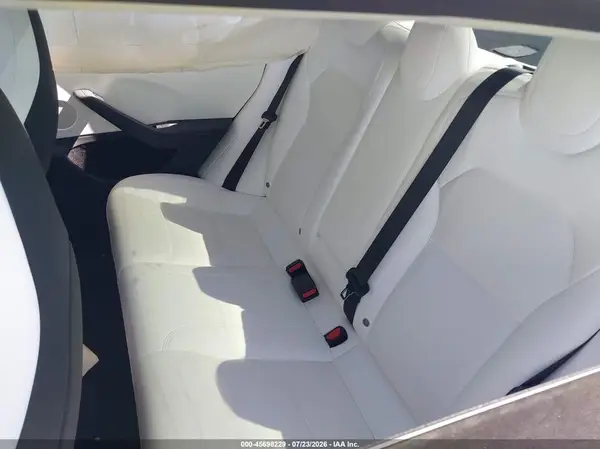 5YJ3E1ET2RF770738 2024 TESLA MODEL 3 - Image 8