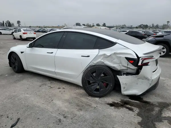 5YJ3E1ET2RF790004 2024 TESLA MODEL 3 - Image 2