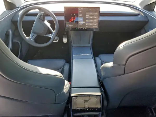 5YJ3E1ET2RF807075 2024 TESLA MODEL 3 - Image 8