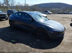 5YJ3E1ET2RF824605 2024 TESLA MODEL 3