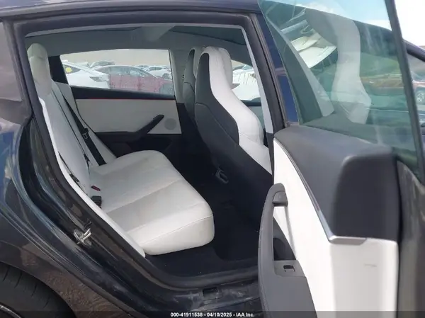 5YJ3E1ET2RF848564 2024 TESLA MODEL 3 - Image 7