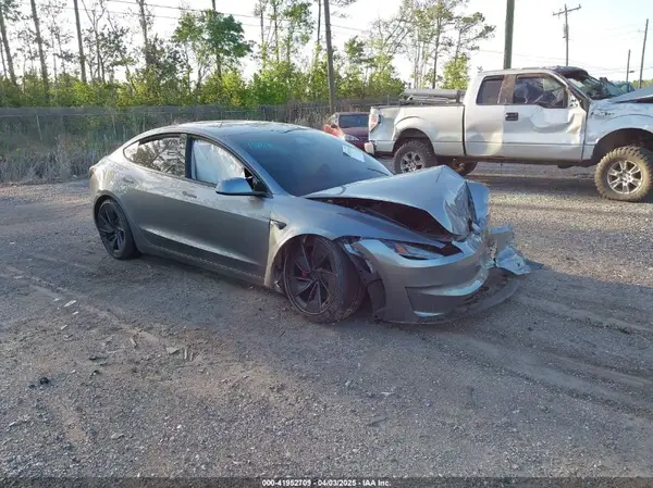 5YJ3E1ET2RF850850 2024 TESLA MODEL 3 - Image 1