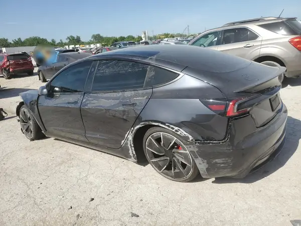 5YJ3E1ET2RF869527 2024 TESLA MODEL 3 - Image 2