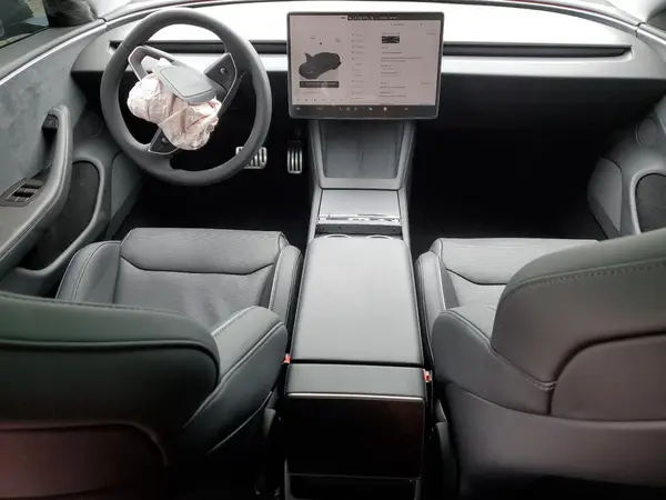 5YJ3E1ET2SF063273 2025 TESLA MODEL 3 - Image 8
