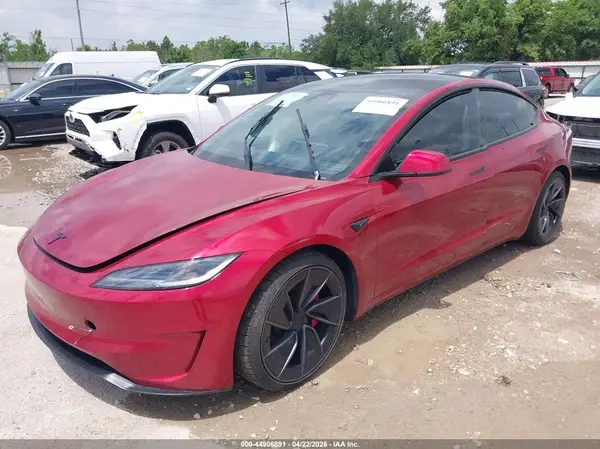 5YJ3E1ET2SF077061 2025 TESLA MODEL 3 - Image 2