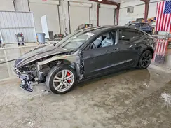 5YJ3E1ET2SF935581 2025 TESLA MODEL 3